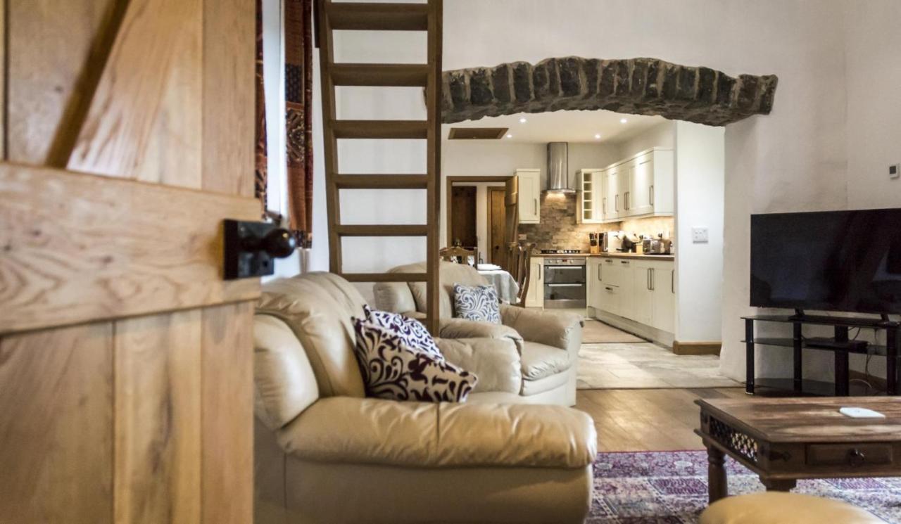 Orchard Cottage - Luxurious Barn Conversion - Beavers Hill Манорбьер Экстерьер фото